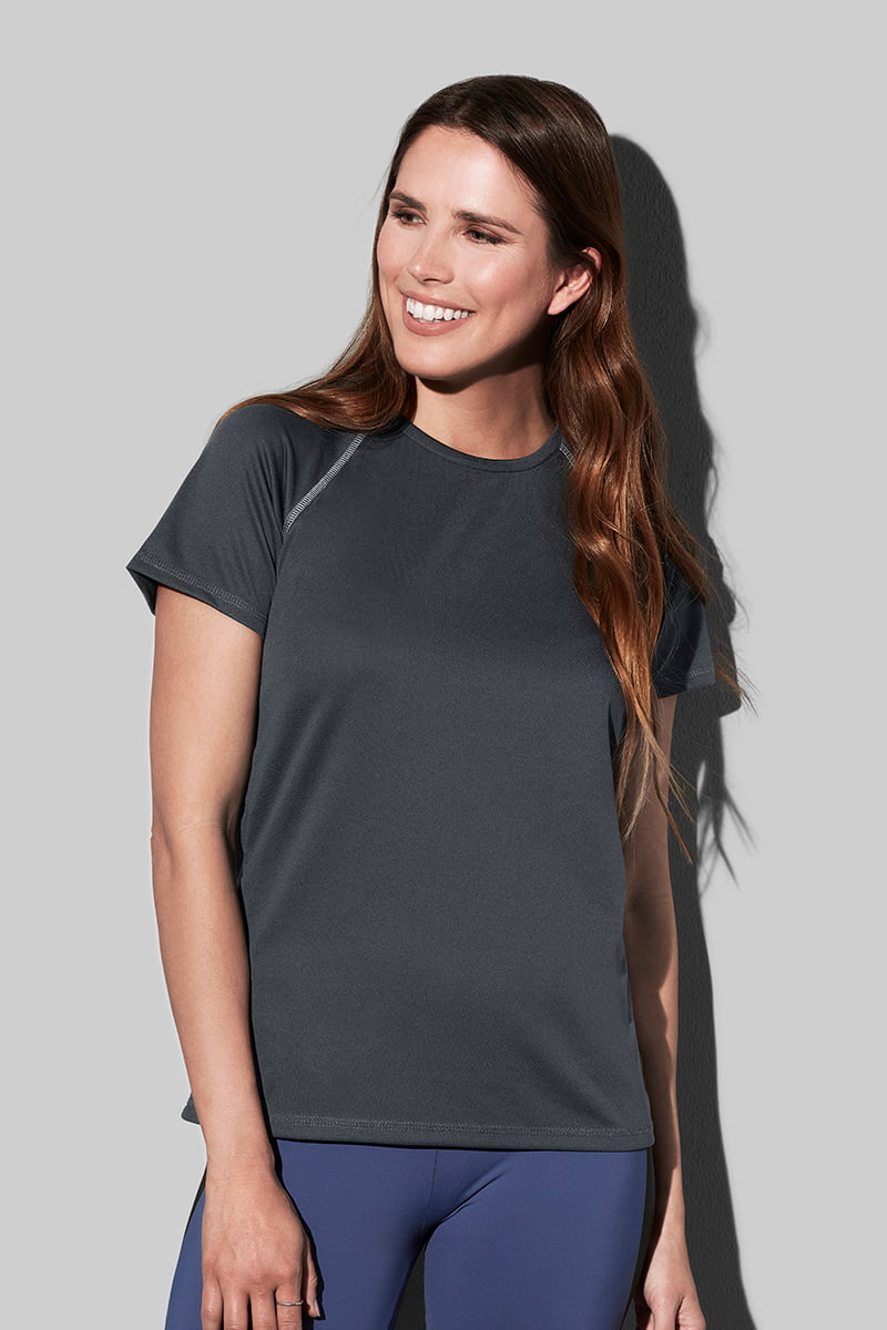 Active 140 Team Raglan - Camiseta con cuello redondo para mujeres model 1